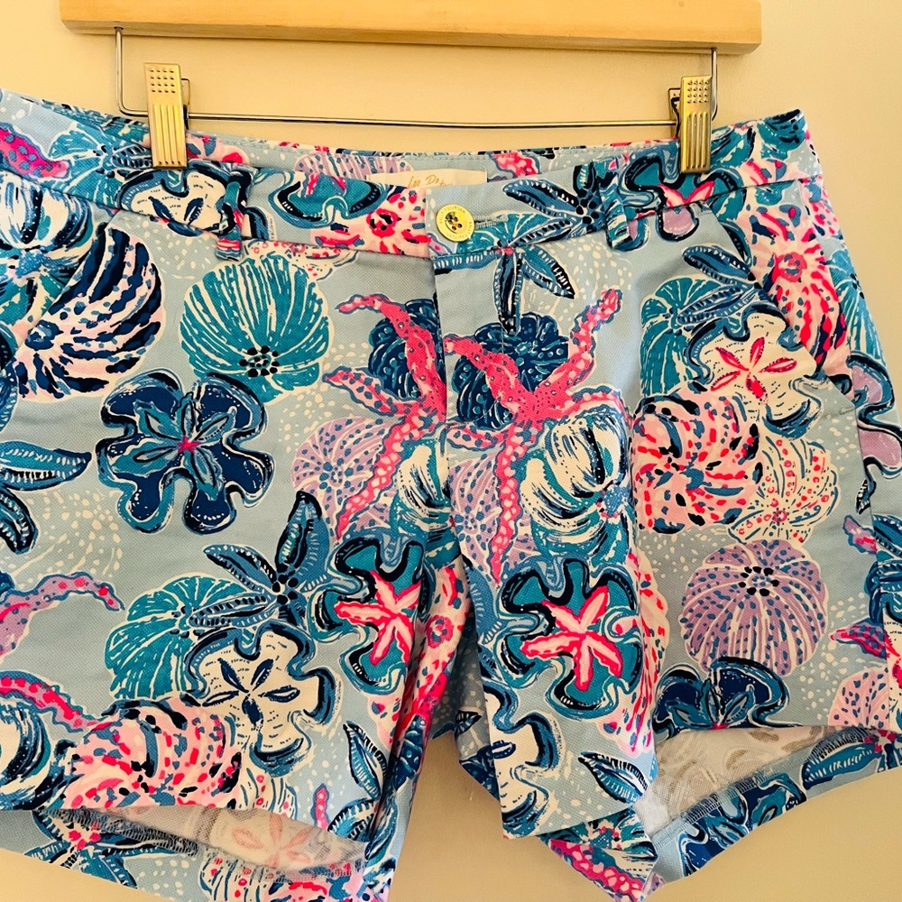 Lilly Pulitzer Sea Creature Print Shorts - Blue and Pink - Picture 1 of 2